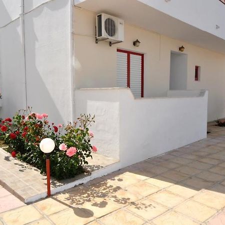 קפלוס Villa Popi מראה חיצוני תמונה